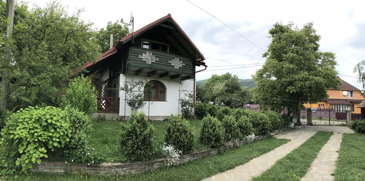 Cottage Shchaslyvyi ヤレムチャ エクステリア 写真